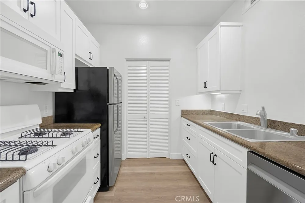 2120 Watermarke Irvine, CA 92612