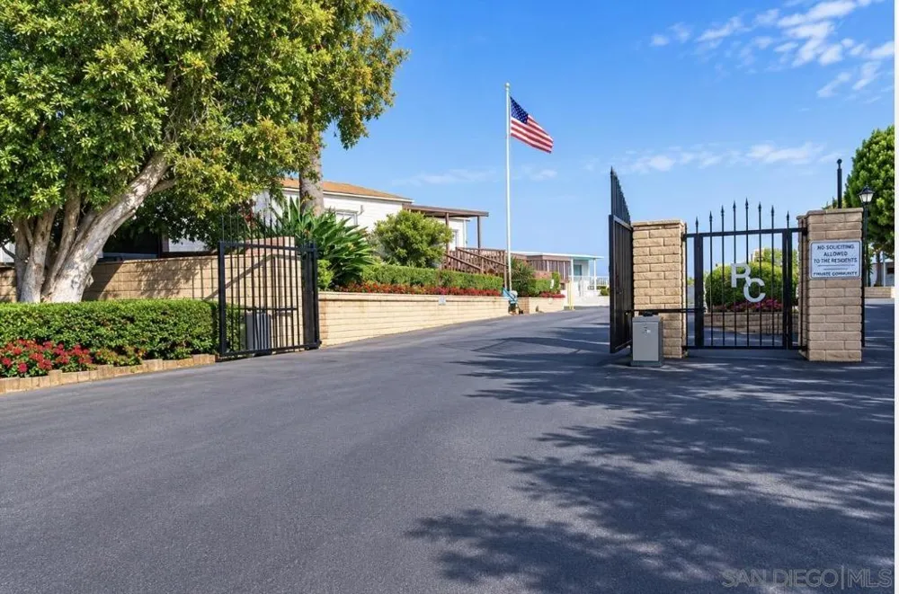 243 Havenview Lane Oceanside, CA 92056
