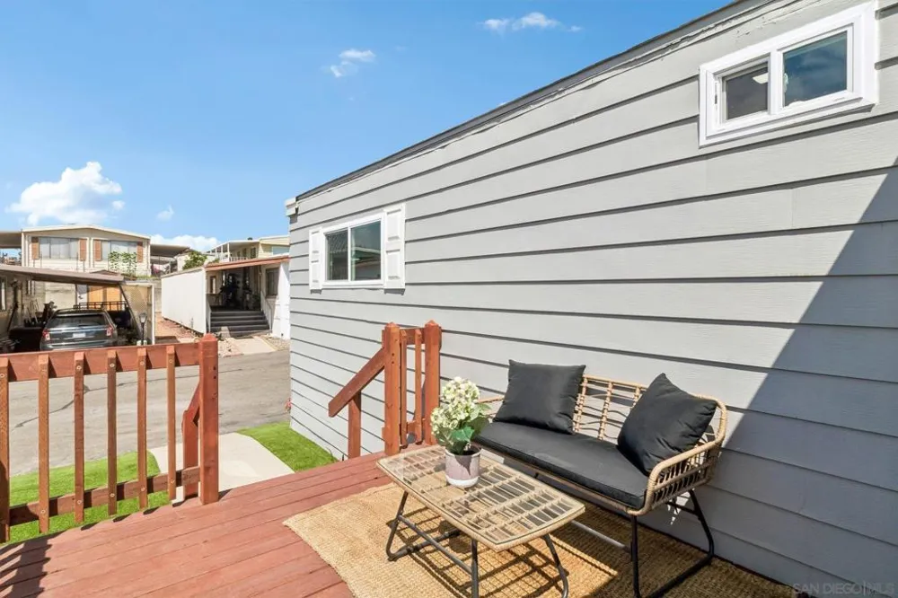 243 Havenview Lane Oceanside, CA 92056