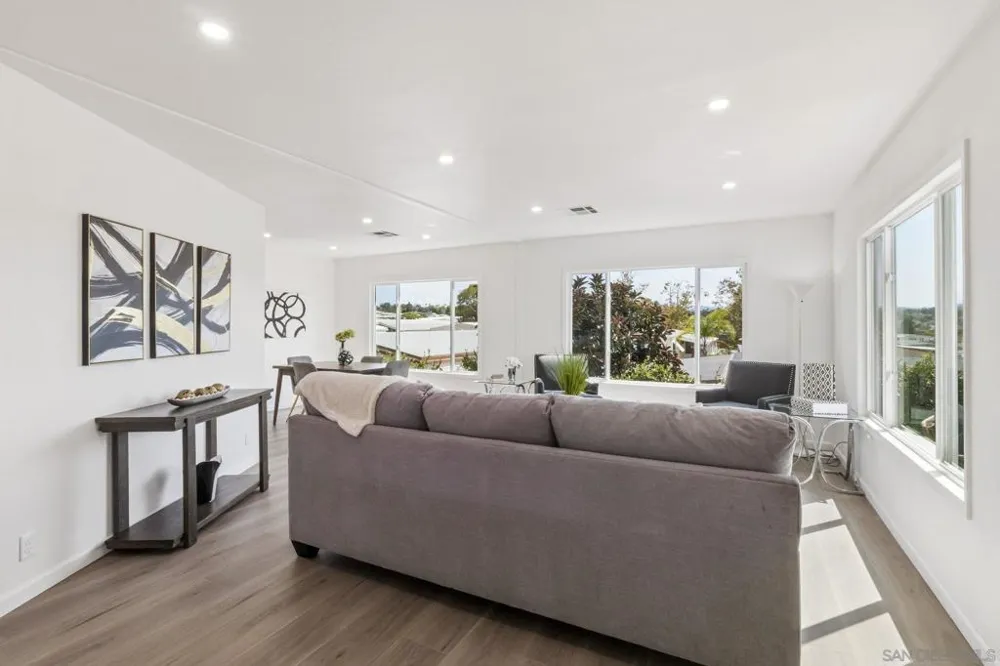 243 Havenview Lane Oceanside, CA 92056