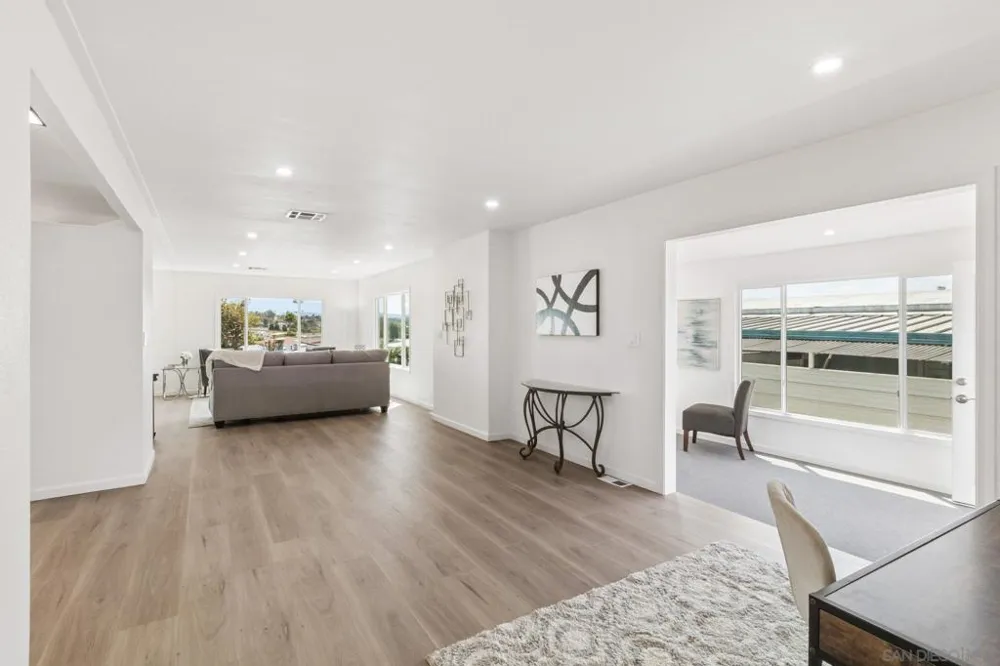 243 Havenview Lane Oceanside, CA 92056