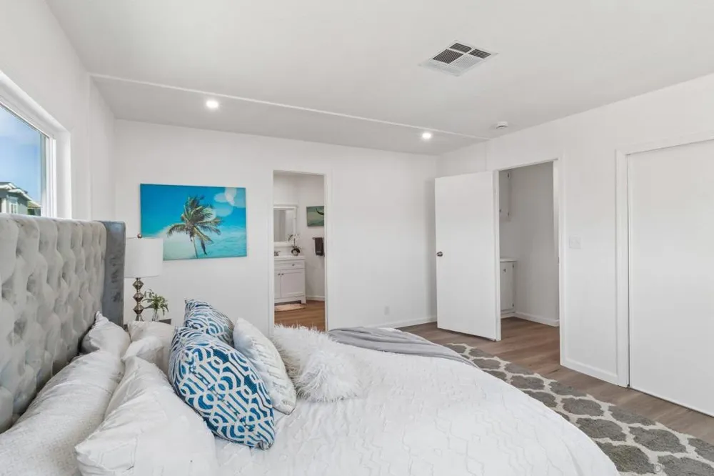 243 Havenview Lane Oceanside, CA 92056