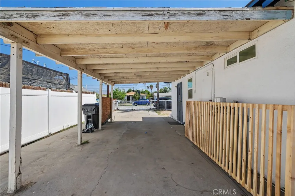 1136 Hancock San Bernardino, CA 92411