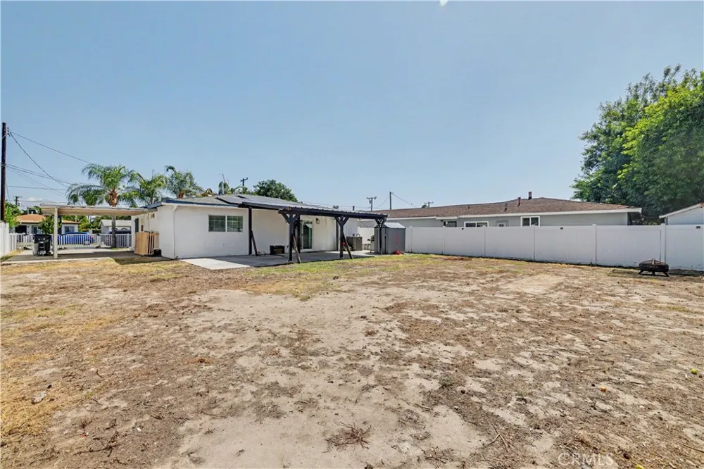1136 Hancock San Bernardino, CA 92411