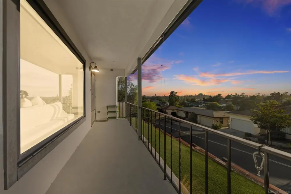 4471 Rolando San Diego, CA 92115