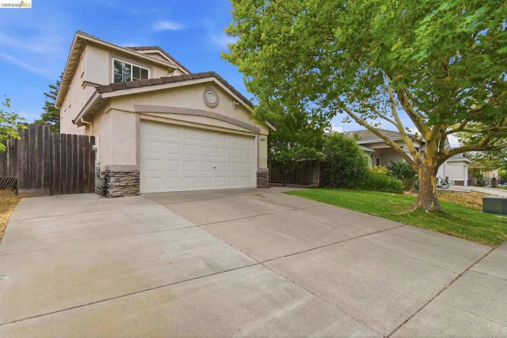 1316 Summer Grove Cir Fairfield, CA 94534