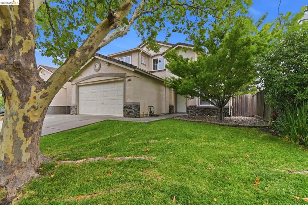 1316 Summer Grove Cir Fairfield, CA 94534