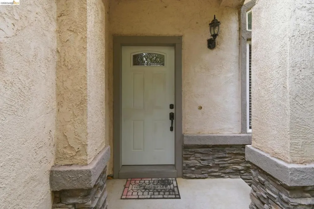 1316 Summer Grove Cir Fairfield, CA 94534