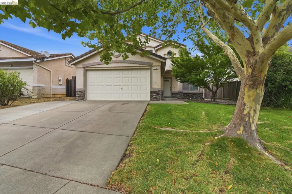 1316 Summer Grove Cir Fairfield, CA 94534
