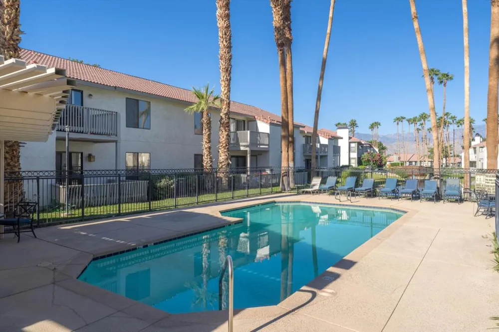 43376 Cook Street #204 Palm Desert, CA 92211