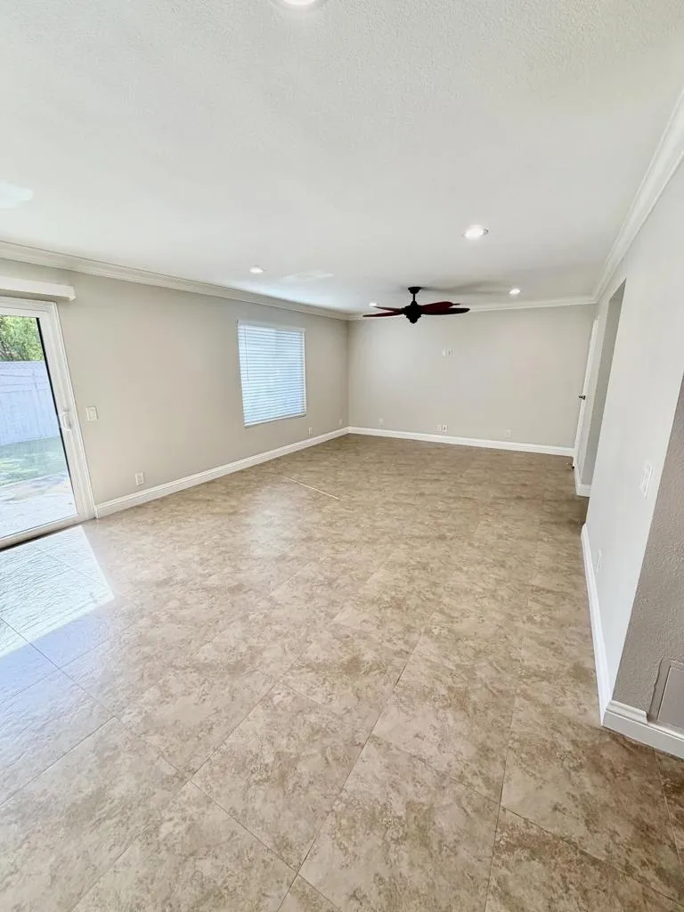 43376 Cook Street #204 Palm Desert, CA 92211