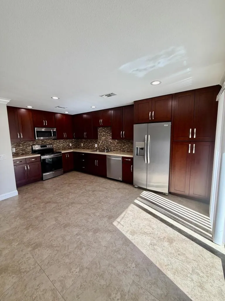 43376 Cook Street #204 Palm Desert, CA 92211