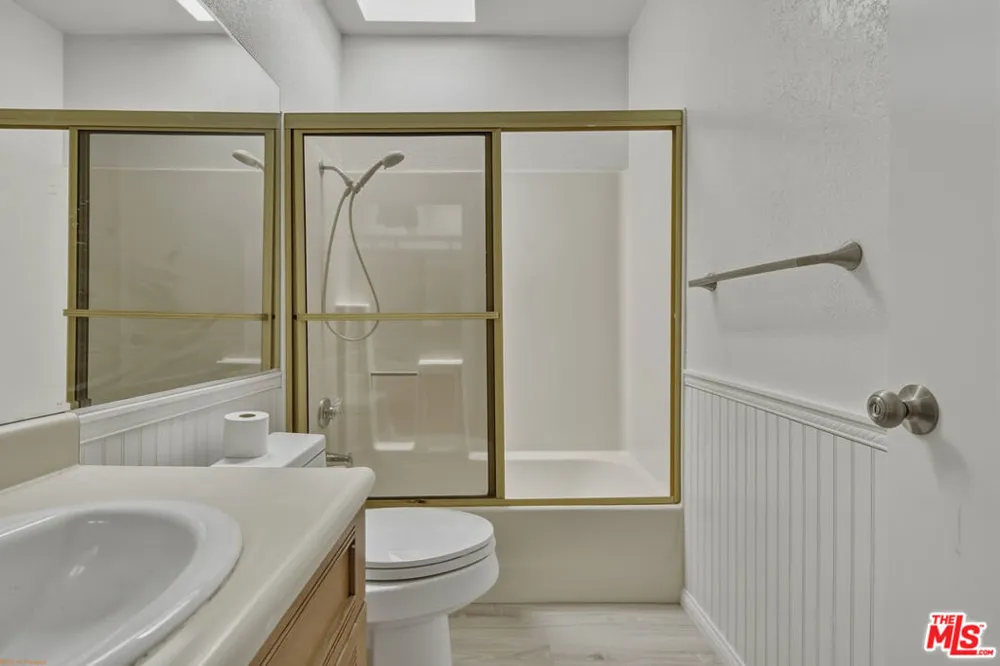 32200 Cathedral Canyon Drive #101 Cathedral City, CA 92234