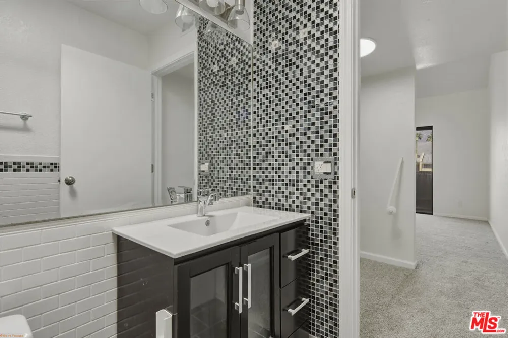 32200 Cathedral Canyon Drive #101 Cathedral City, CA 92234