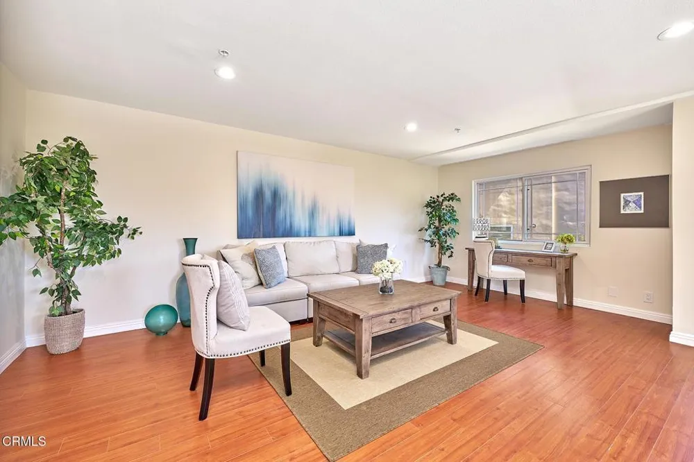 2466 Montrose Avenue #7 Montrose, CA 91020