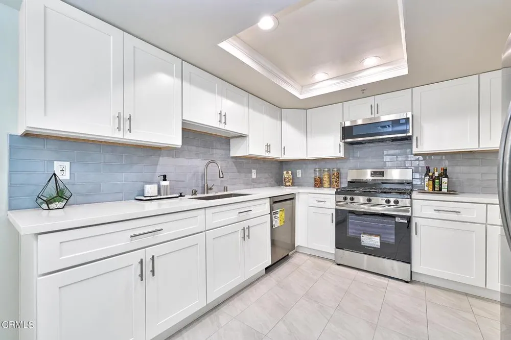 2466 Montrose Avenue #7 Montrose, CA 91020