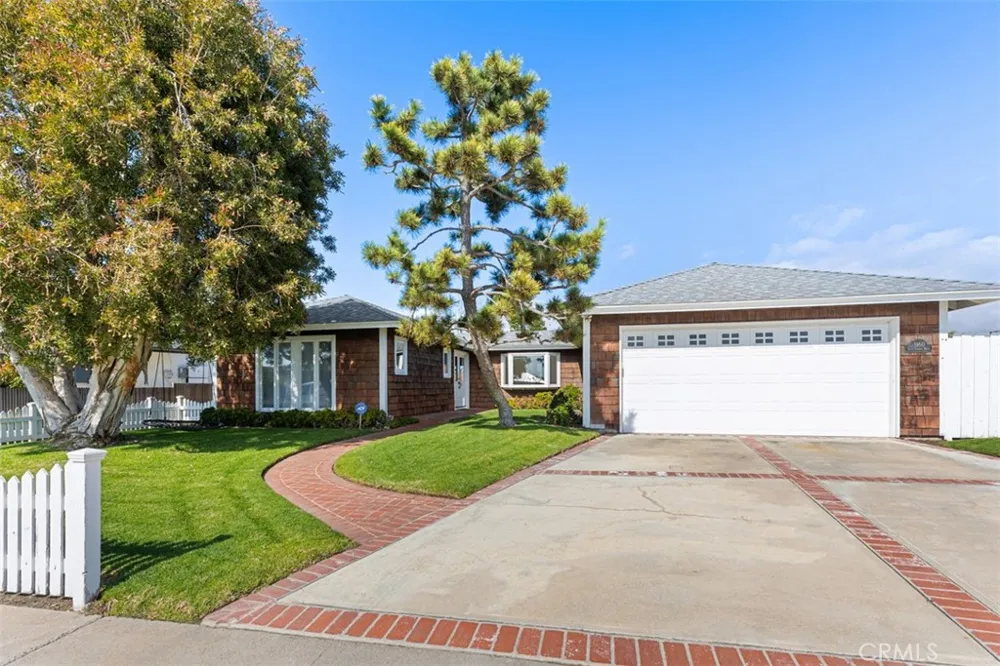 3160 Alta Laguna Boulevard Laguna Beach, CA 92651