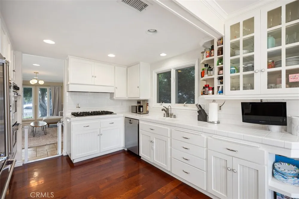 3160 Alta Laguna Boulevard Laguna Beach, CA 92651