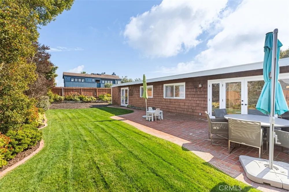3160 Alta Laguna Boulevard Laguna Beach, CA 92651