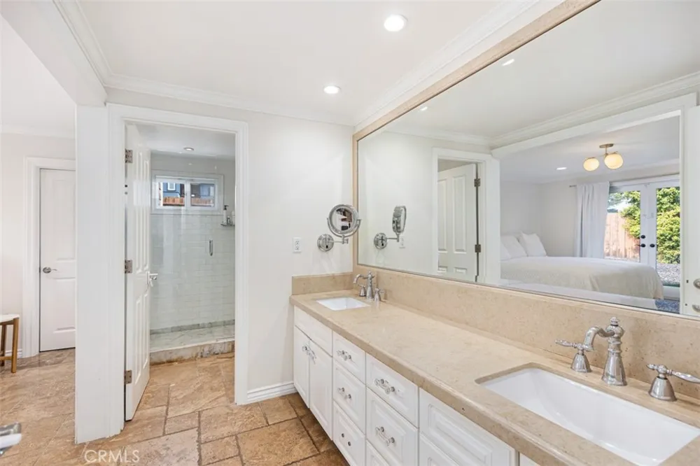 3160 Alta Laguna Boulevard Laguna Beach, CA 92651