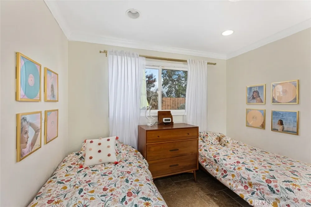 3160 Alta Laguna Boulevard Laguna Beach, CA 92651