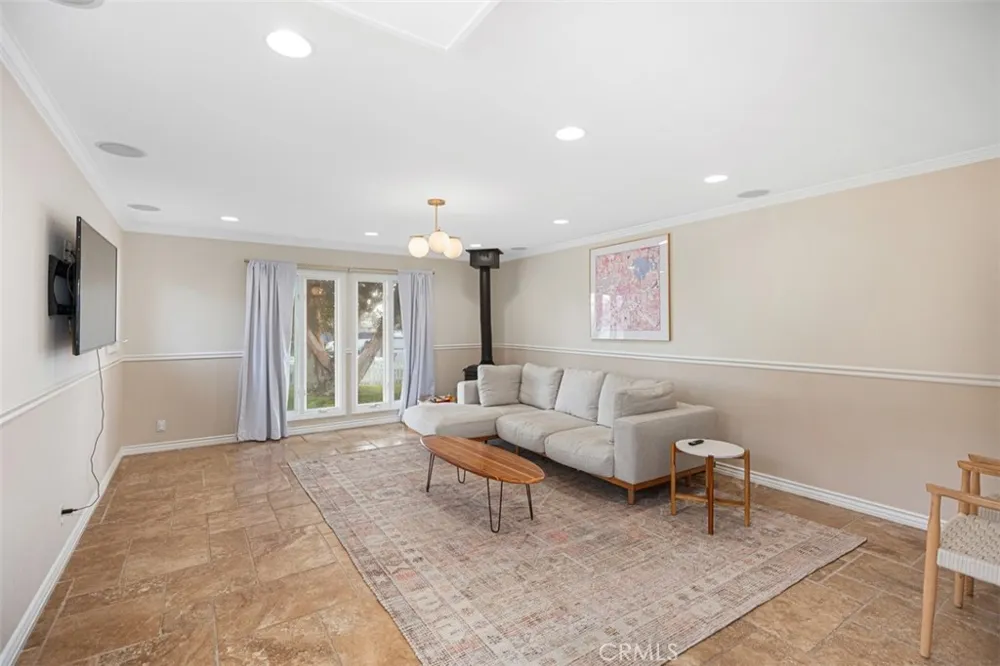 3160 Alta Laguna Boulevard Laguna Beach, CA 92651