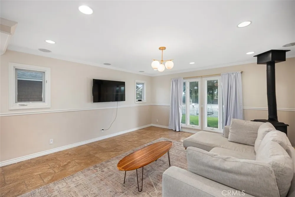 3160 Alta Laguna Boulevard Laguna Beach, CA 92651
