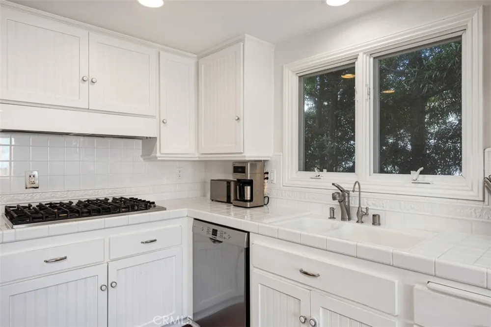 3160 Alta Laguna Boulevard Laguna Beach, CA 92651