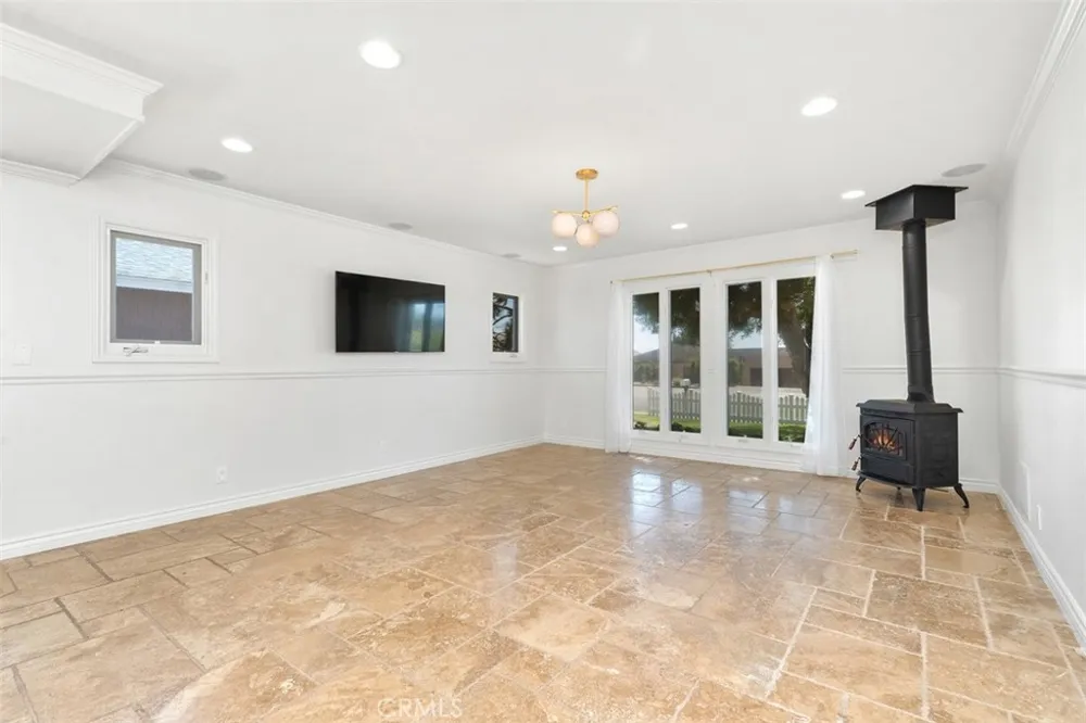 3160 Alta Laguna Boulevard Laguna Beach, CA 92651