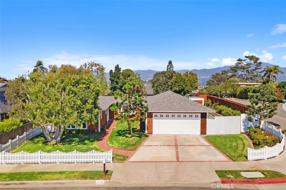 3160 Alta Laguna Boulevard Laguna Beach, CA 92651