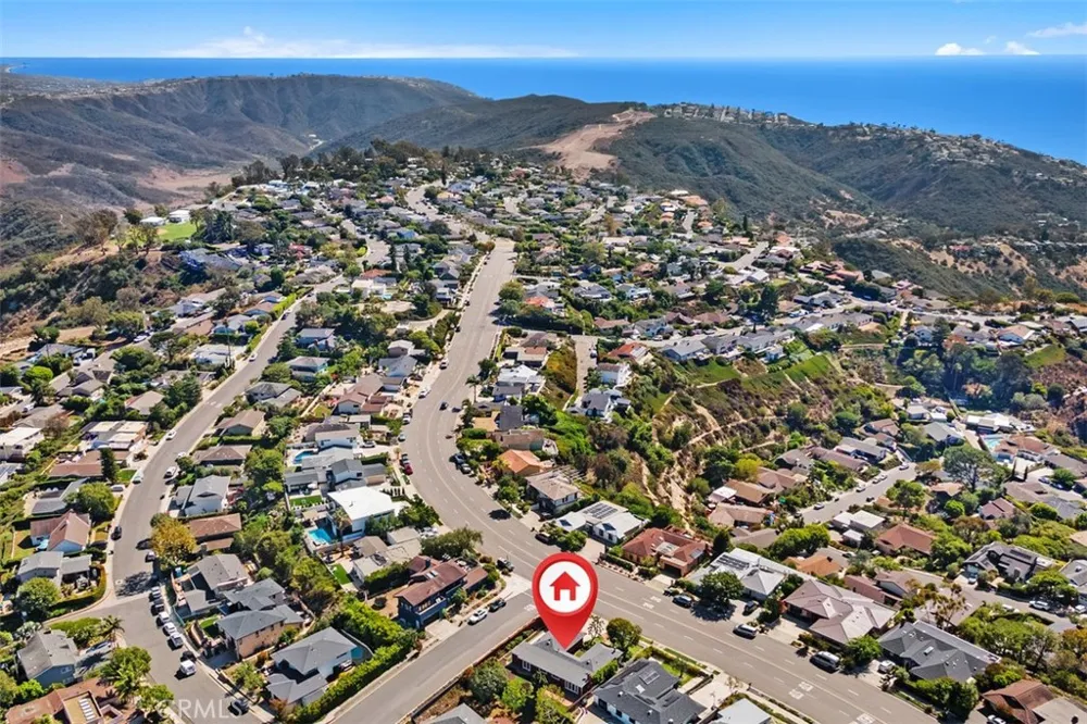 3160 Alta Laguna Boulevard Laguna Beach, CA 92651