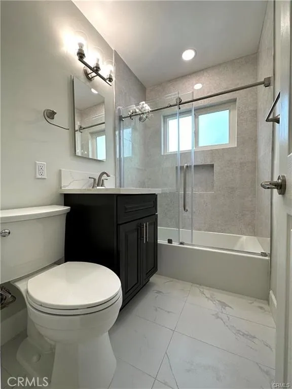 41 Sierra Bonita Avenue #D Pasadena, CA 91106