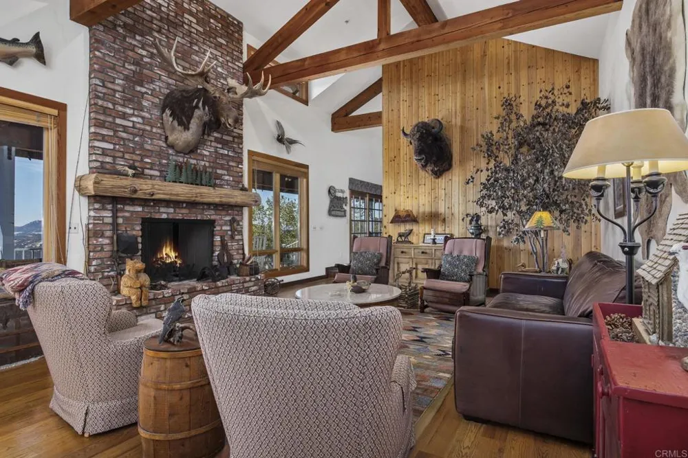 19050 Via Cuesta Ramona, CA 92065
