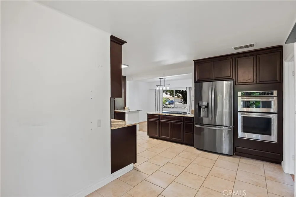 545 Cedar Red Bluff, CA 96080