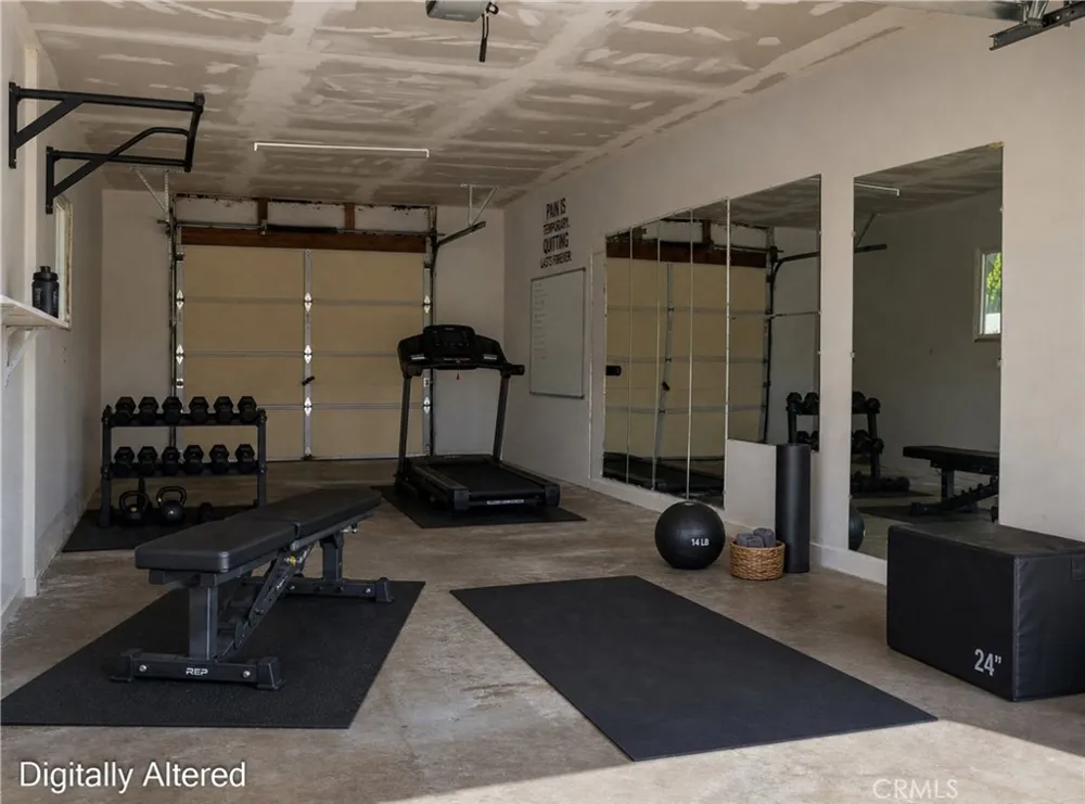 545 Cedar Red Bluff, CA 96080