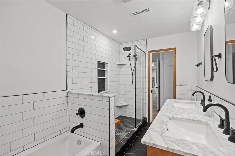 545 Cedar Red Bluff, CA 96080