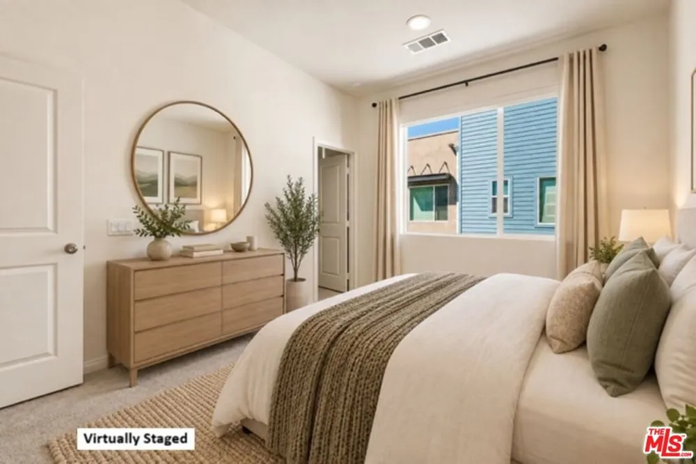 1095 Harbor Blvd Anaheim, CA 92801