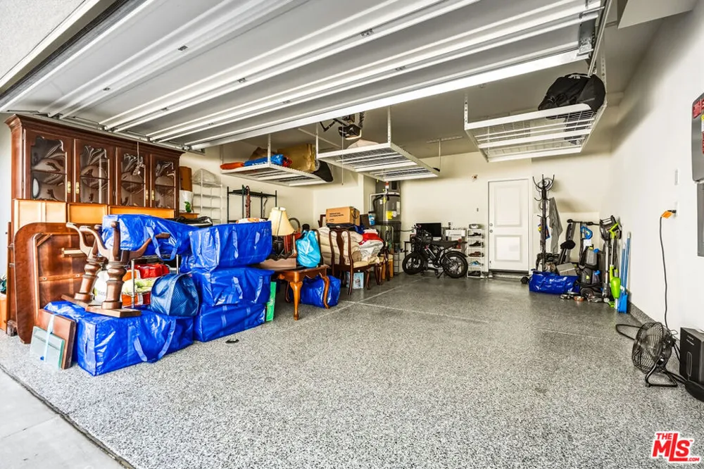 1095 Harbor Blvd Anaheim, CA 92801