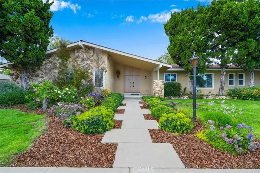 18931 Mayall Street Northridge, CA 91324