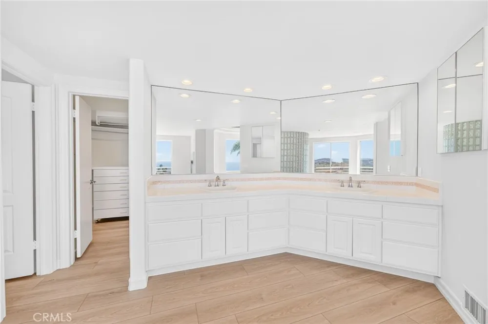 716 Calle Monserrat San Clemente, CA 92672
