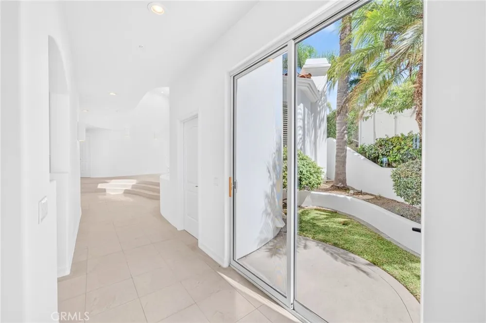 716 Calle Monserrat San Clemente, CA 92672