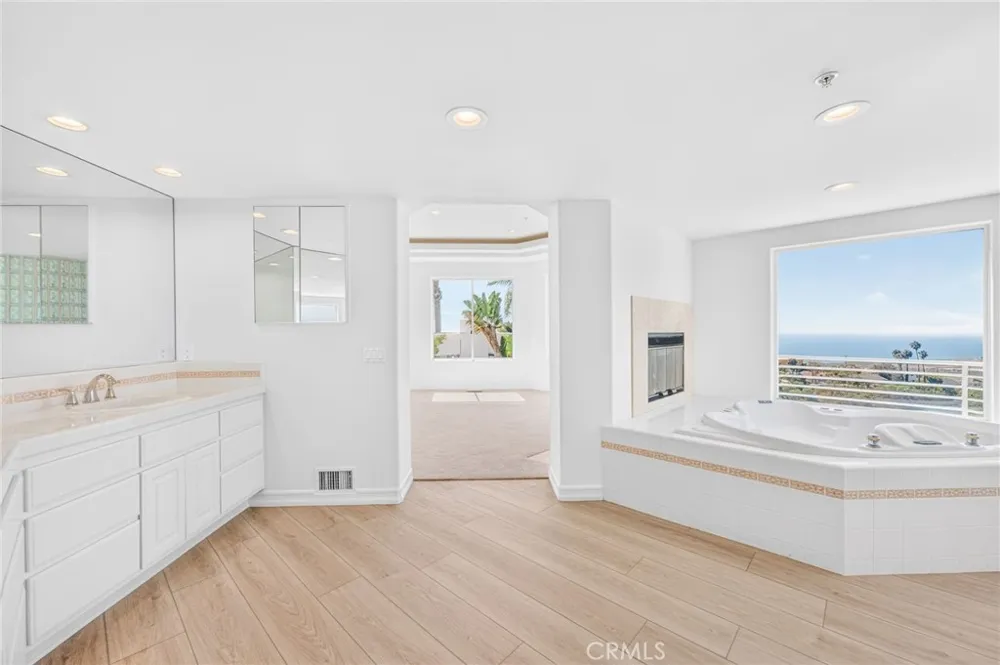 716 Calle Monserrat San Clemente, CA 92672