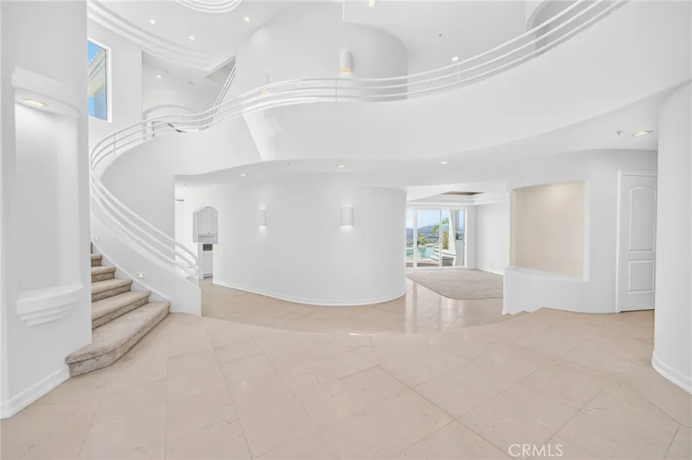 716 Calle Monserrat San Clemente, CA 92672