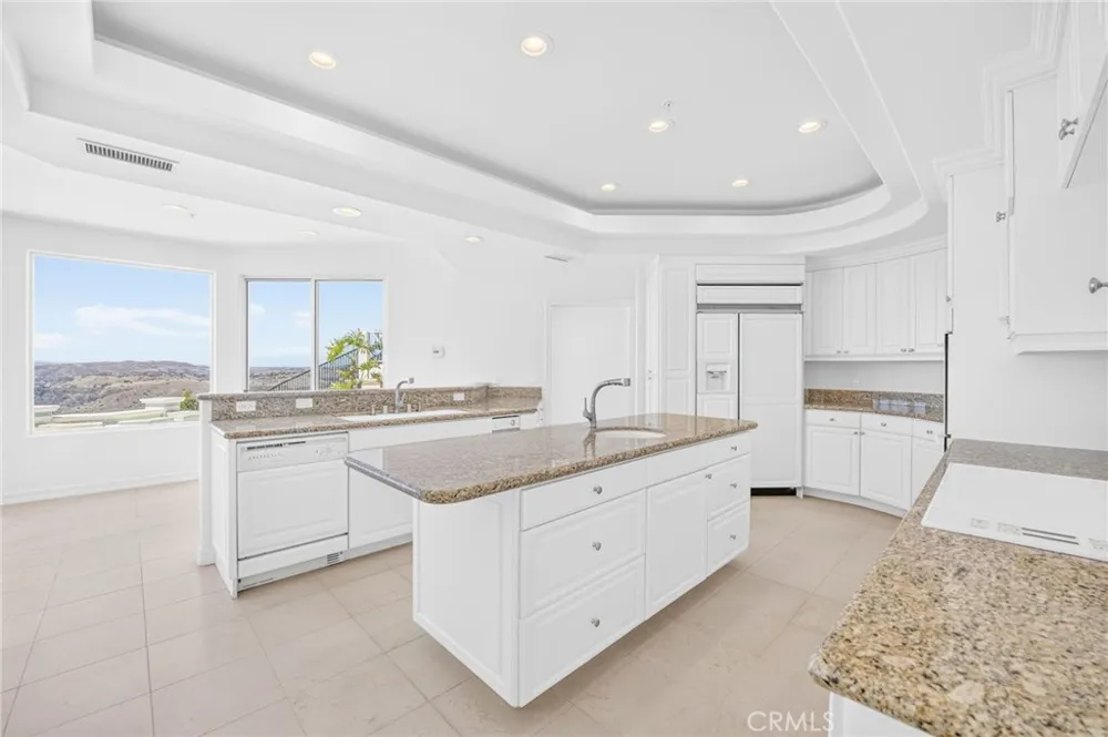 716 Calle Monserrat San Clemente, CA 92672