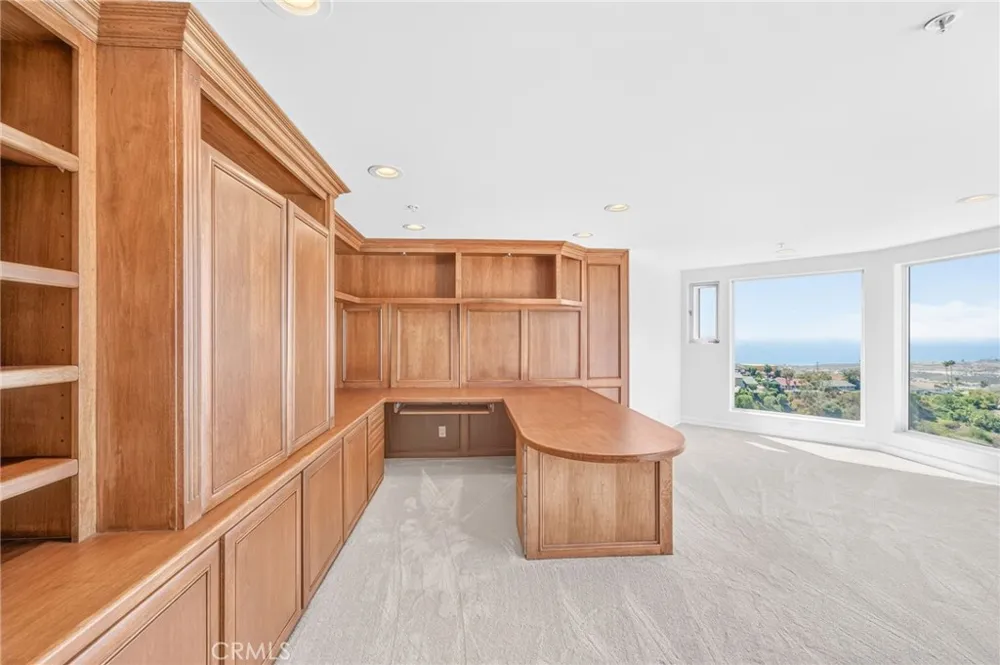 716 Calle Monserrat San Clemente, CA 92672