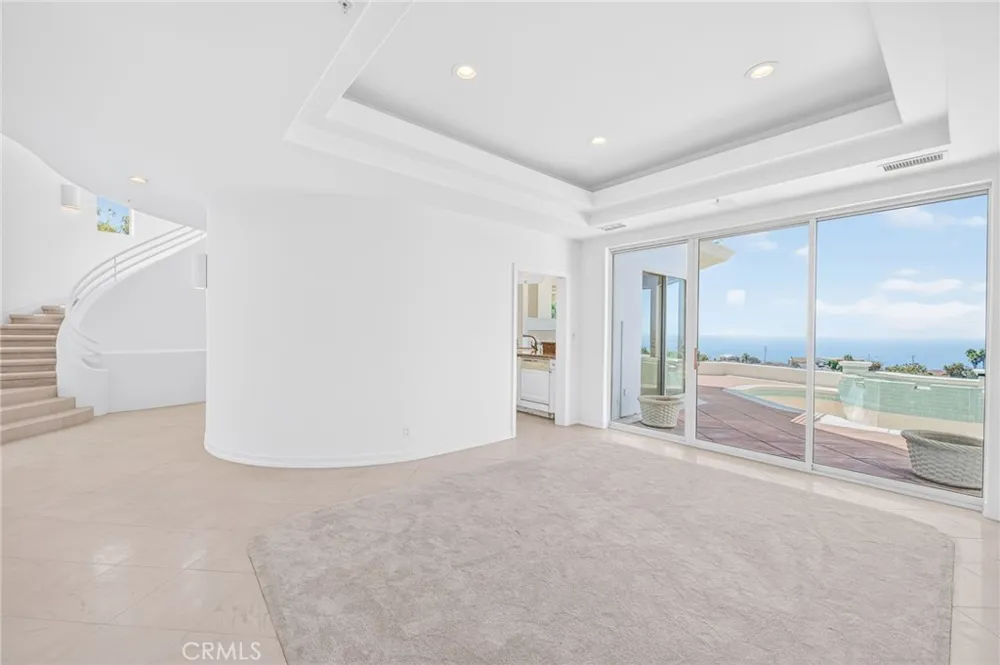 716 Calle Monserrat San Clemente, CA 92672