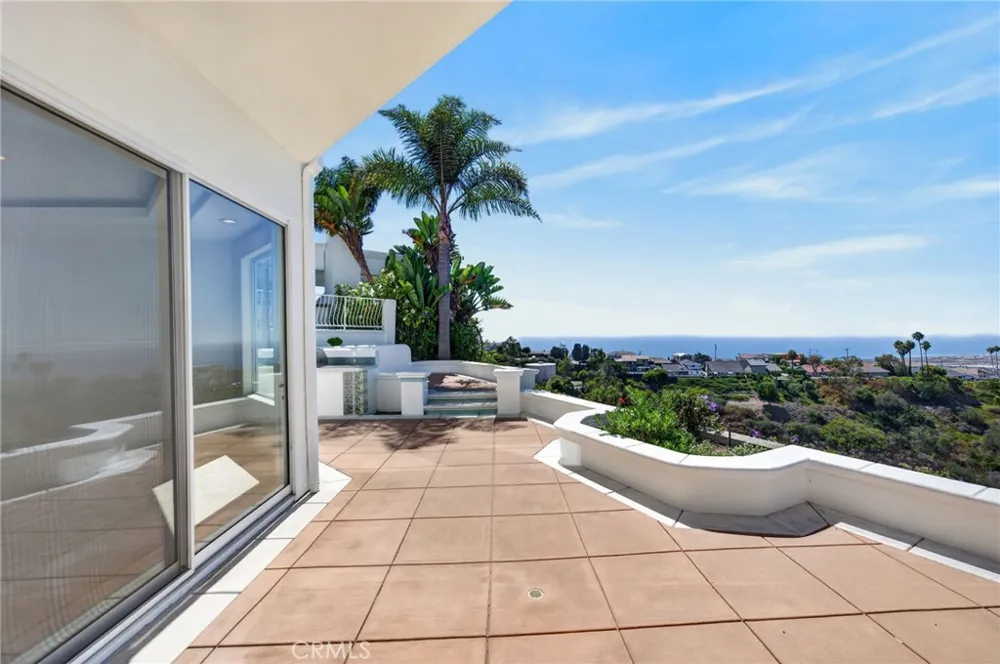 716 Calle Monserrat San Clemente, CA 92672