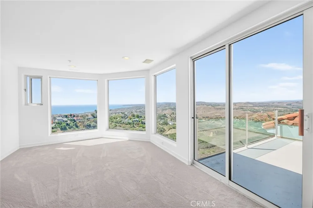 716 Calle Monserrat San Clemente, CA 92672