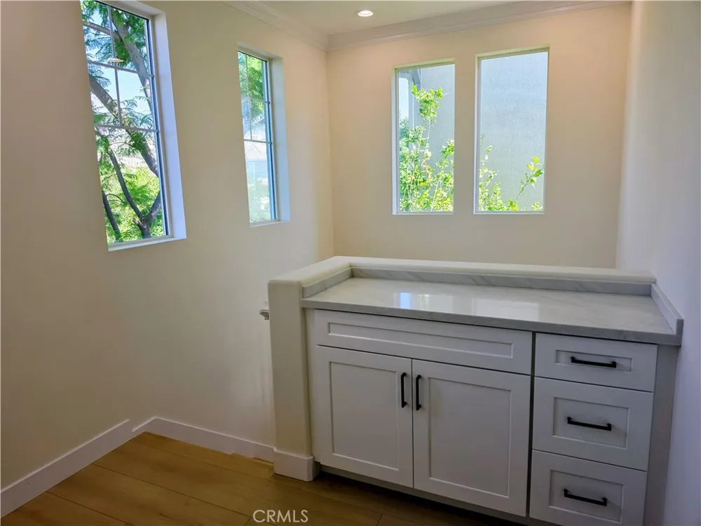 11468 Oakford Porter Ranch, CA 91326