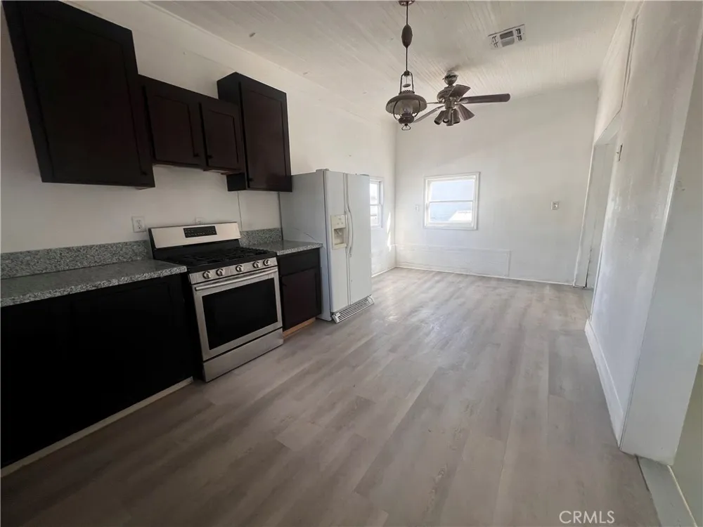 321 Bazoobuth Needles, CA 92363